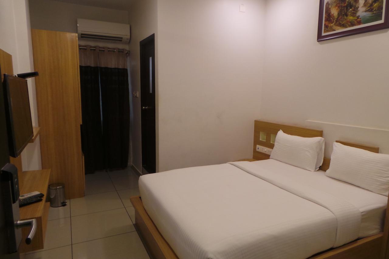 Saas Residency Hotel Kozhikode Exterior photo