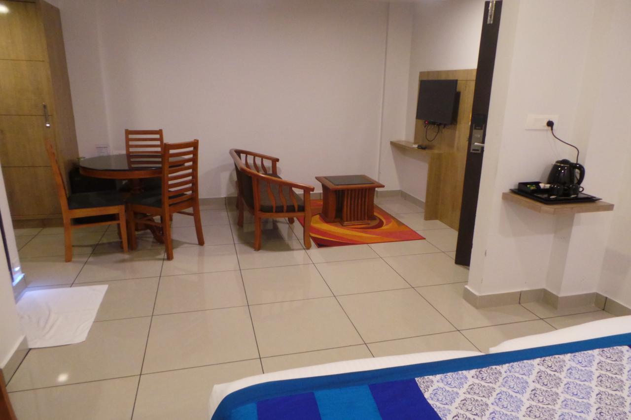 Saas Residency Hotel Kozhikode Exterior photo